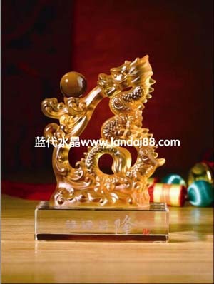 佛山市蓝代水晶工艺礼品 太原、大同、临汾及佛山水晶摆件的订制服务