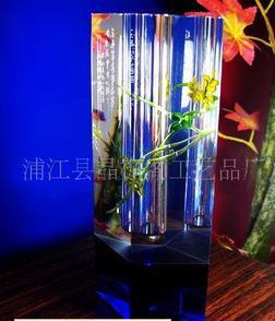 供应精美笔筒水晶工艺品——品质与艺术的完美结合